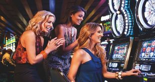 Pros and Cons of Playing on Easy-to-Break Slot Games